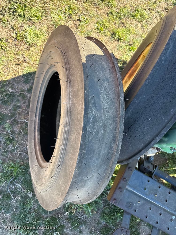 image for item DZ5181 John Deere 8200 grain drill