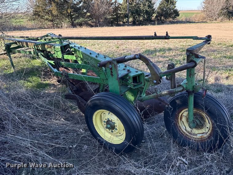 image for item DZ5182 John Deere plow