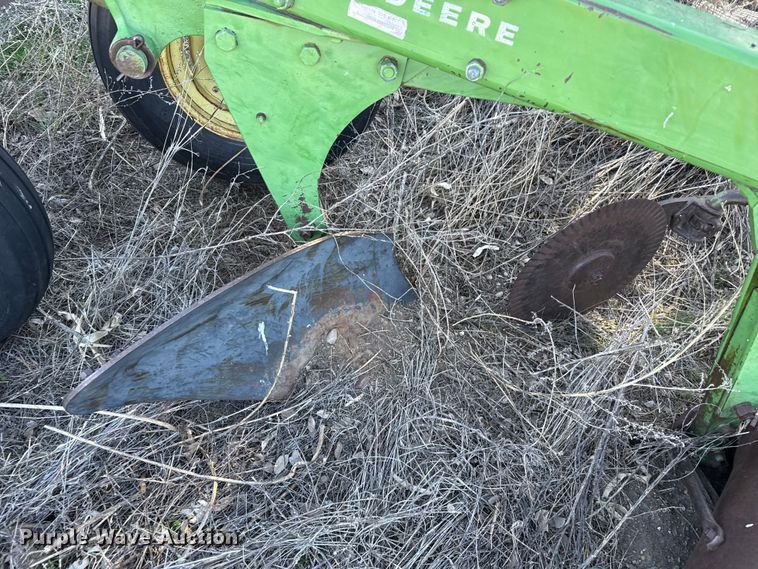 image for item DZ5182 John Deere plow