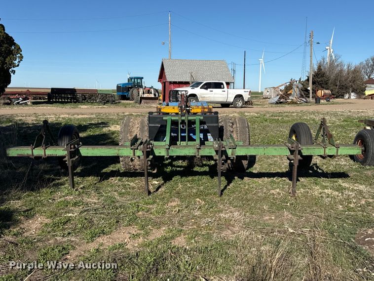 image for item DZ5183 John Deere ripper