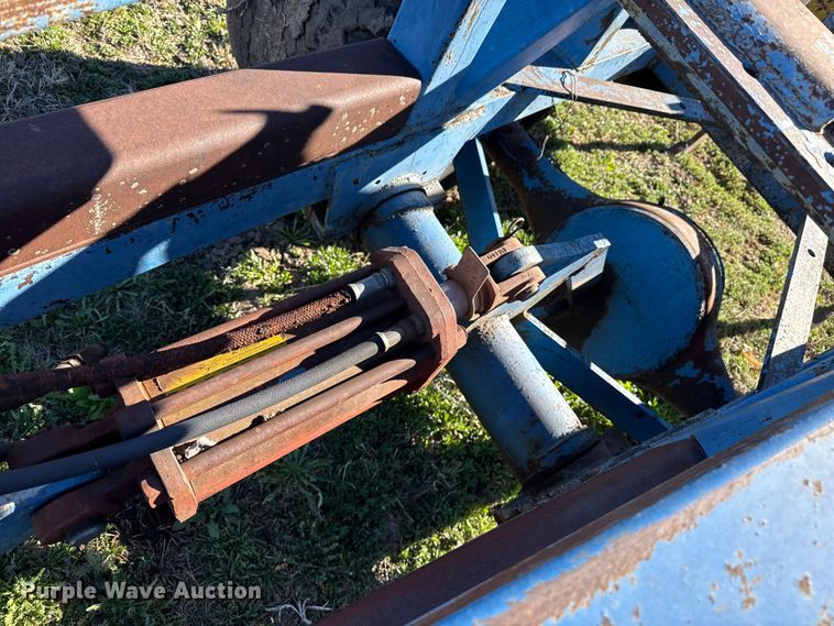 image for item DZ5183 John Deere ripper