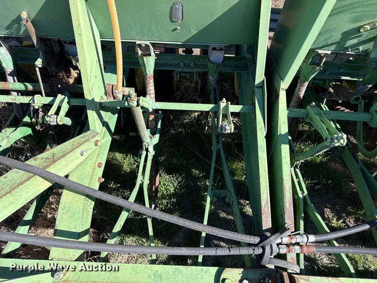 image for item DZ5185 John Deere grain drill