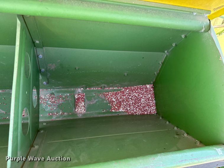 image for item DZ5185 John Deere grain drill