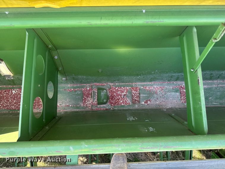 image for item DZ5185 John Deere grain drill