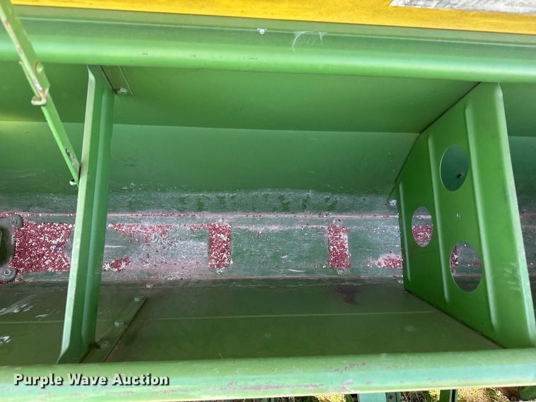 image for item DZ5185 John Deere grain drill