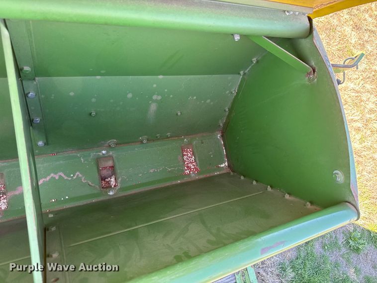 image for item DZ5185 John Deere grain drill