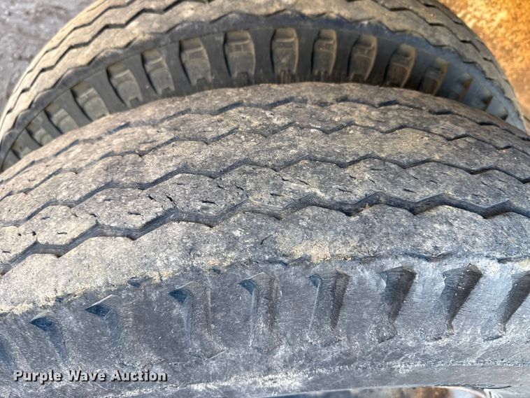 image for item DZ5186 1964 Ford grain truck