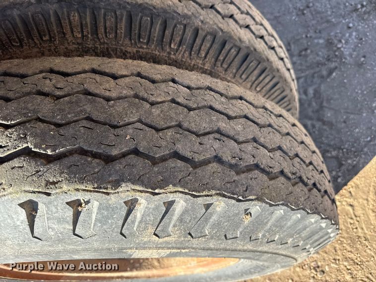 image for item DZ5186 1964 Ford grain truck