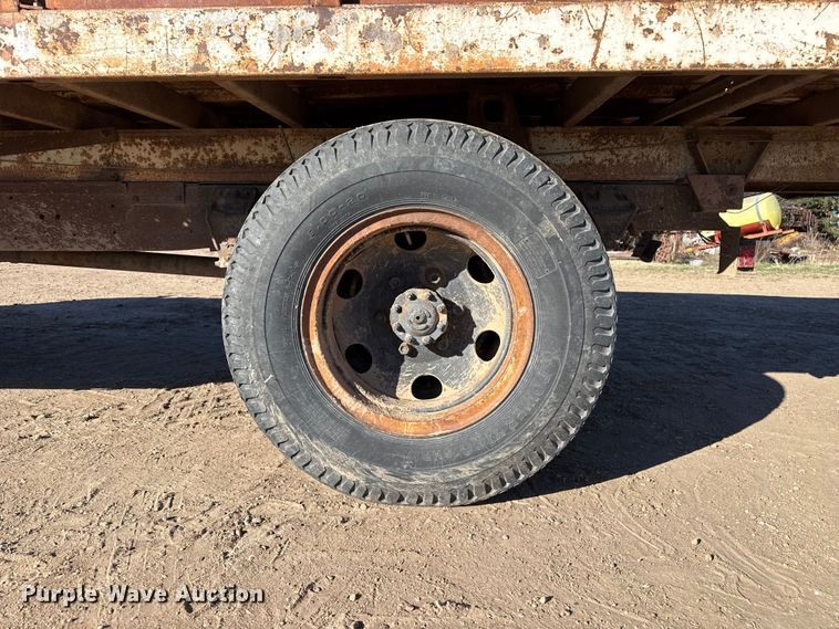 image for item DZ5186 1964 Ford grain truck