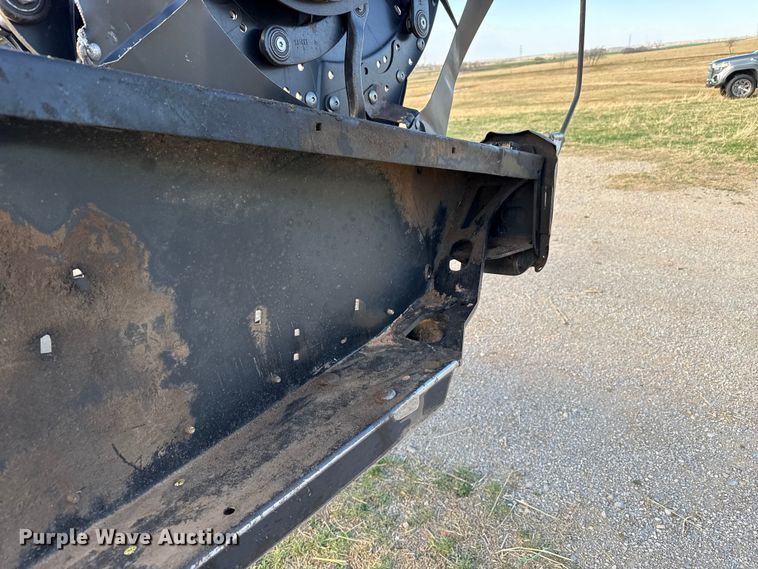 image for item DZ5194 2010 Macdon FD70 flex draper head