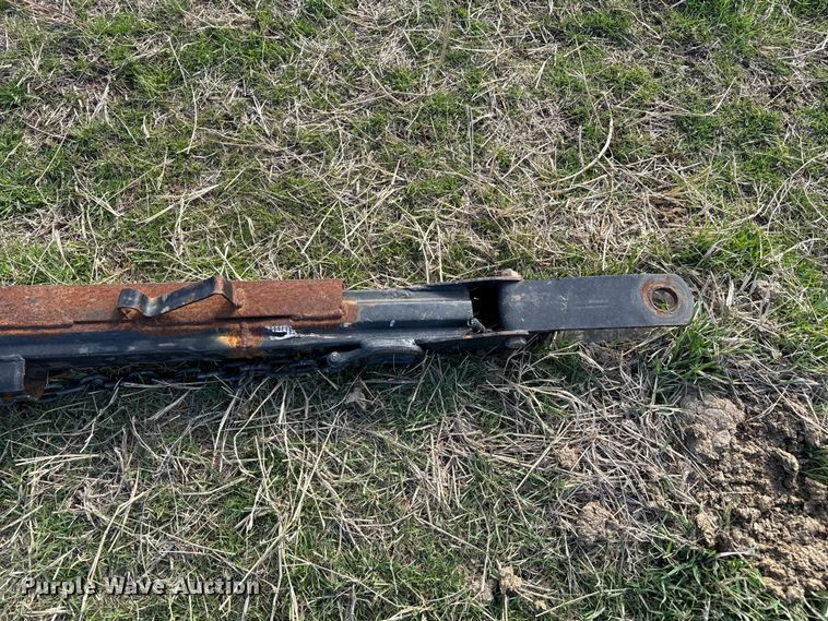 image for item DZ5194 2010 Macdon FD70 flex draper head