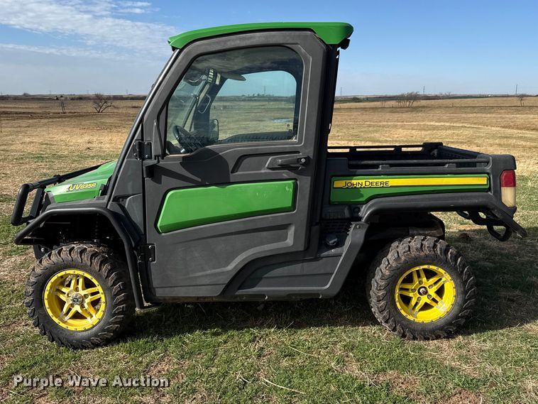 image for item DZ5195 2019 John Deere XUV835R utility vehicle