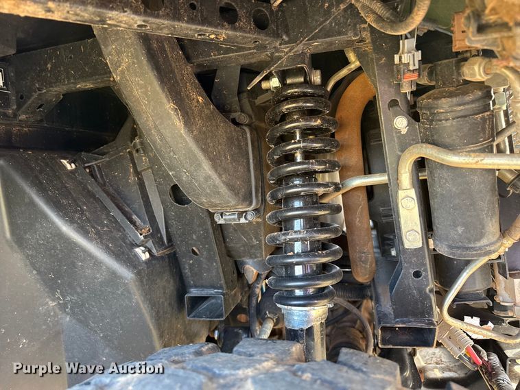 image for item DZ5195 2019 John Deere XUV835R utility vehicle