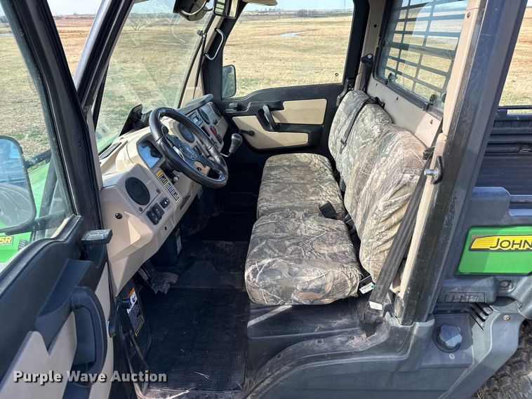 image for item DZ5195 2019 John Deere XUV835R utility vehicle