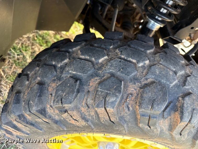 image for item DZ5195 2019 John Deere XUV835R utility vehicle