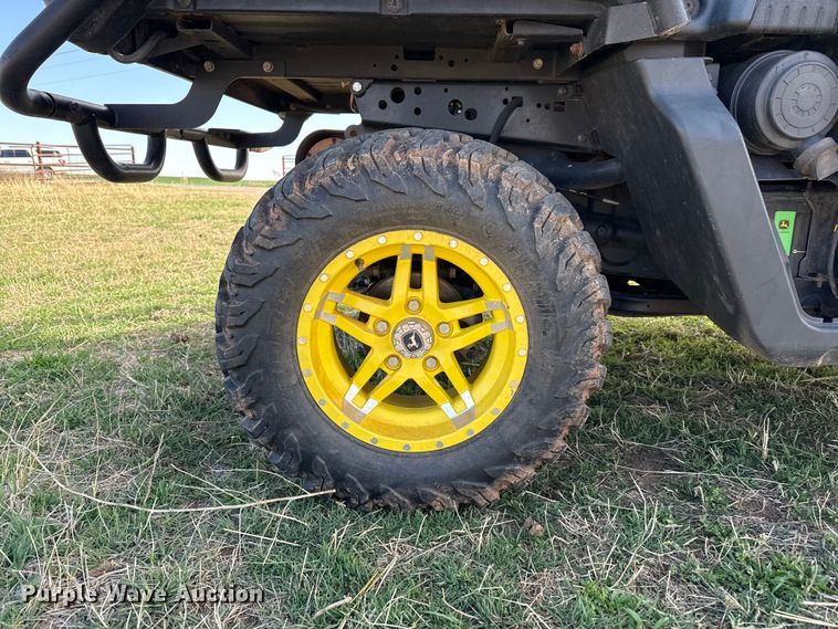 image for item DZ5195 2019 John Deere XUV835R utility vehicle