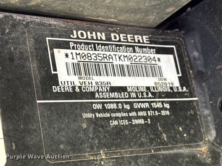 image for item DZ5195 2019 John Deere XUV835R utility vehicle