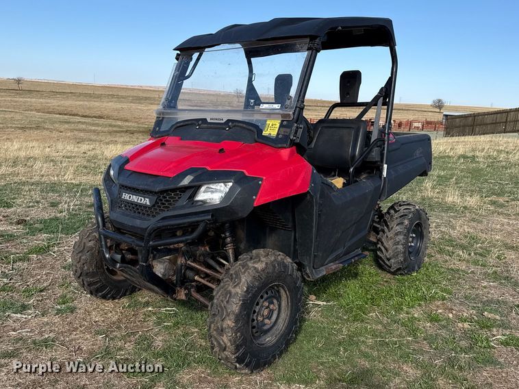 image for item DZ5196 2014 Honda Pioneer 700 utility vehicle