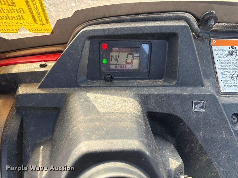 image for item DZ5196 2014 Honda Pioneer 700 utility vehicle