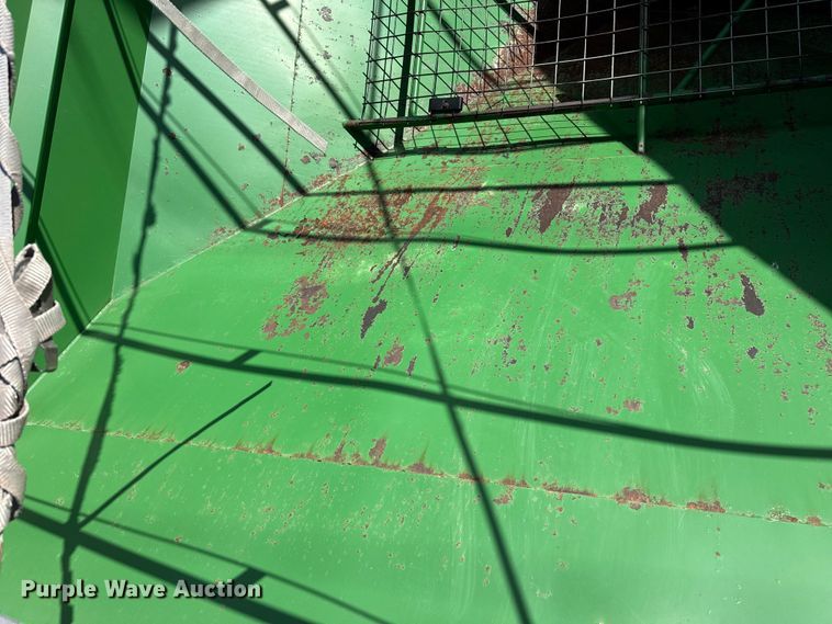 image for item DZ5198 Crustbuster 1075 grain cart