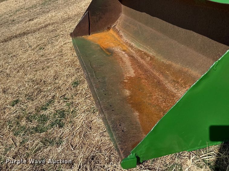 image for item DZ5200 1979 John Deere 4440 tractor