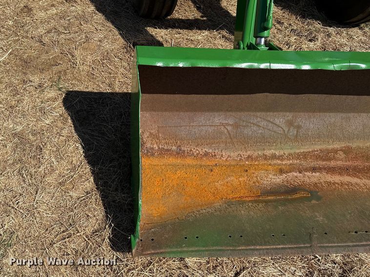 image for item DZ5200 1979 John Deere 4440 tractor