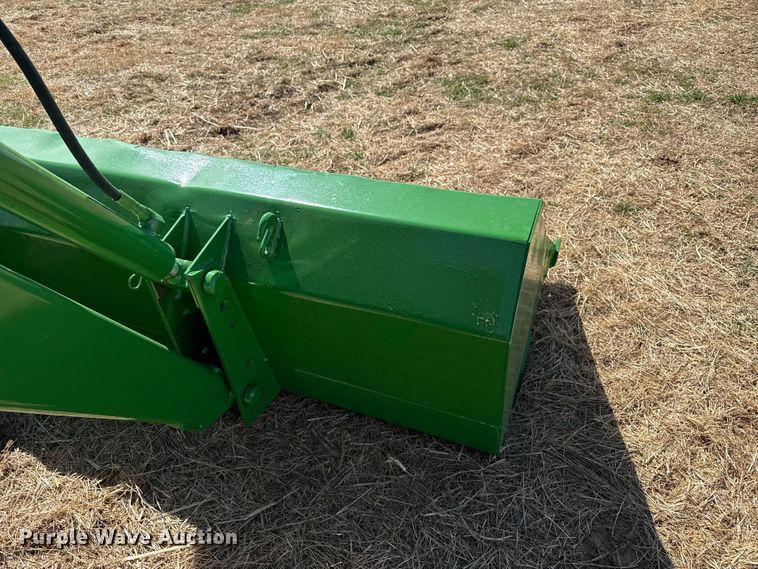 image for item DZ5200 1979 John Deere 4440 tractor