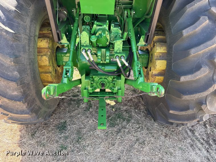 image for item DZ5200 1979 John Deere 4440 tractor