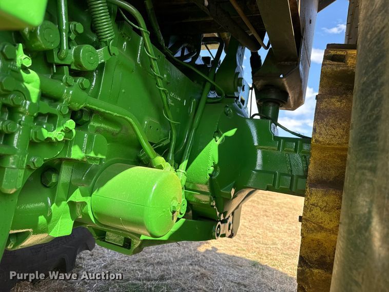 image for item DZ5200 1979 John Deere 4440 tractor