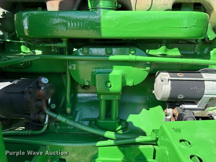 image for item DZ5200 1979 John Deere 4440 tractor