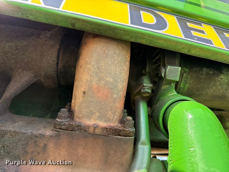 image for item DZ5200 1979 John Deere 4440 tractor