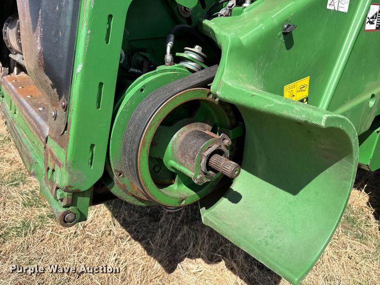 image for item DZ5201 2012 John Deere S680 combine