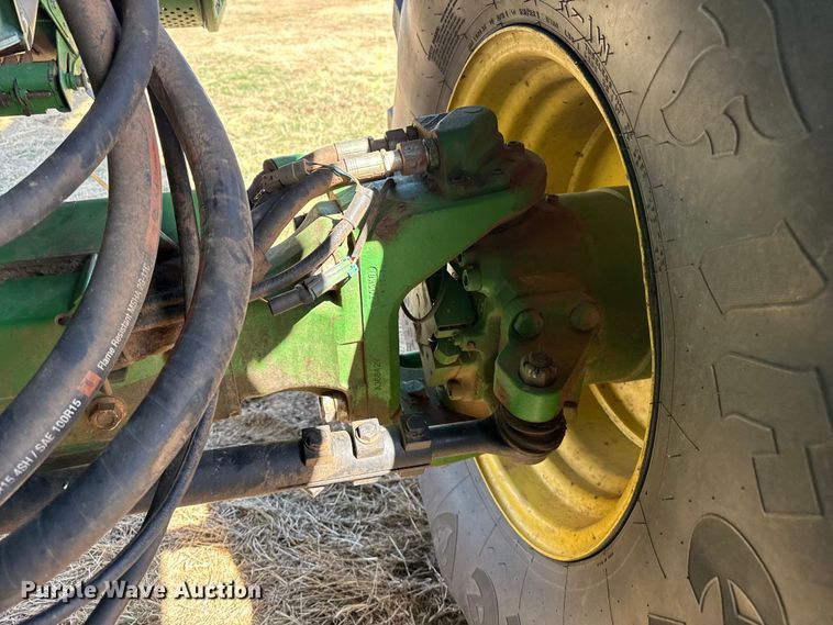 image for item DZ5201 2012 John Deere S680 combine