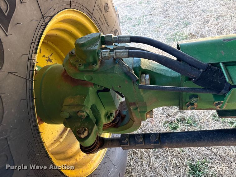 image for item DZ5201 2012 John Deere S680 combine