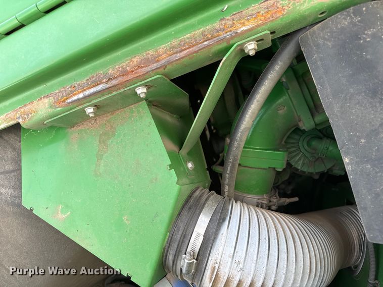 image for item DZ5202 2012 John Deere S680 combine