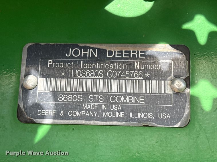 image for item DZ5202 2012 John Deere S680 combine
