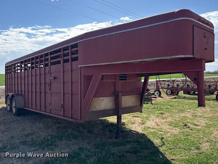 image for item DZ5204 1993 Livestock trailer