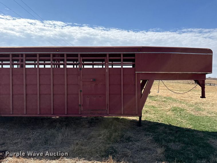 image for item DZ5204 1993 Livestock trailer