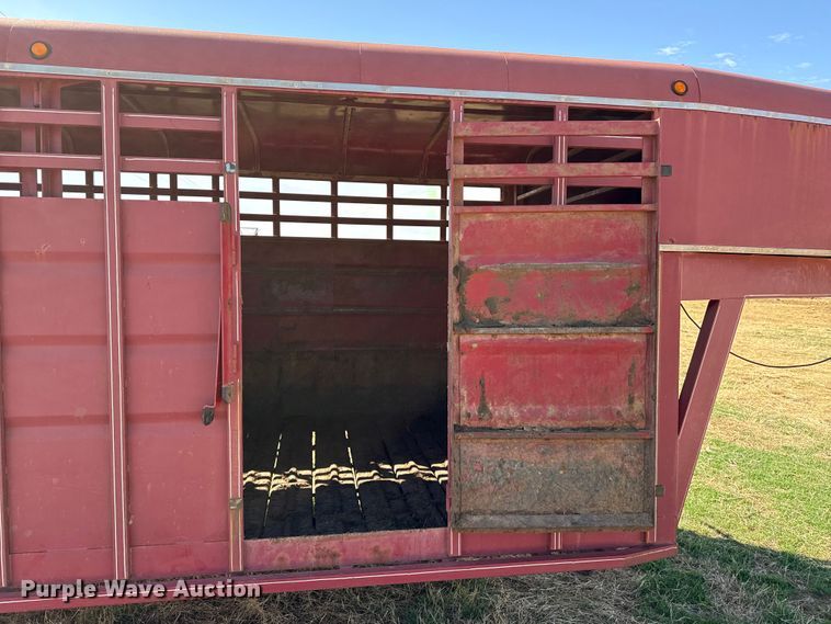 image for item DZ5204 1993 Livestock trailer
