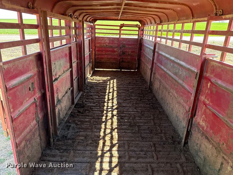 image for item DZ5204 1993 Livestock trailer