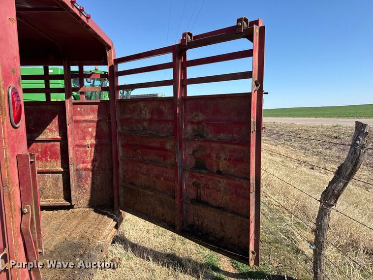 image for item DZ5204 1993 Livestock trailer