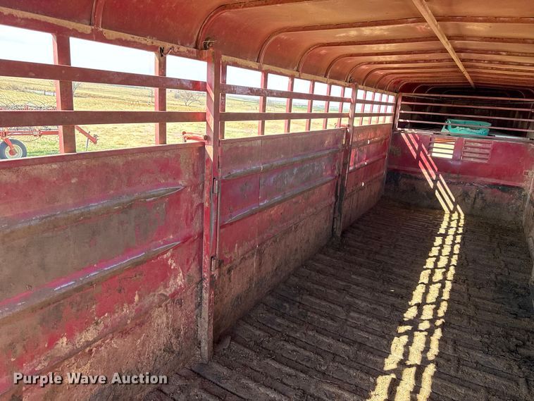 image for item DZ5204 1993 Livestock trailer