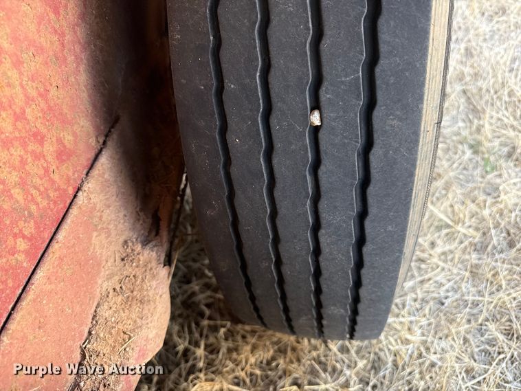 image for item DZ5204 1993 Livestock trailer