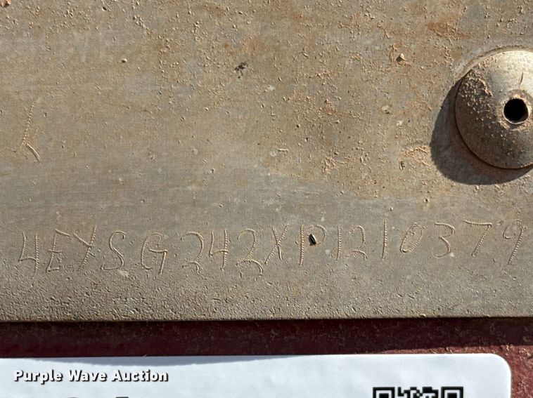 image for item DZ5204 1993 Livestock trailer