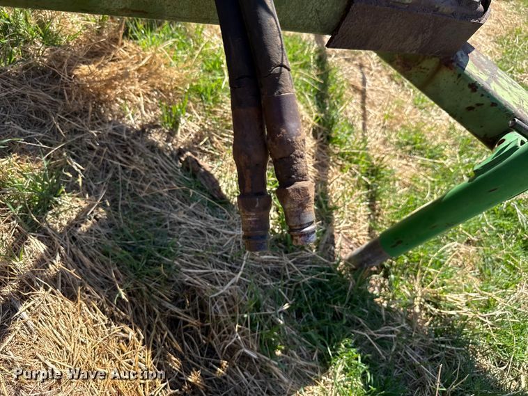 image for item DZ5205 John Deere 8200 grain drill