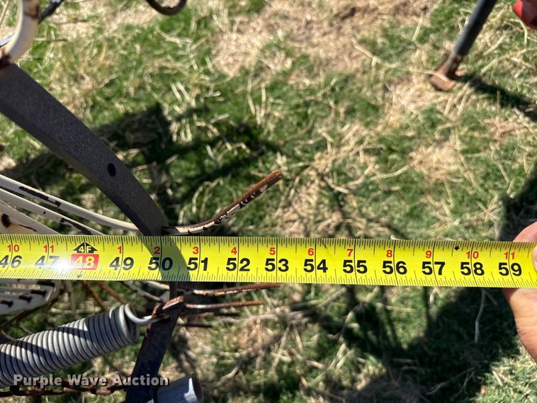 image for item DZ5206 H&S 14/16 WHL hay rake