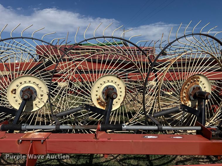 image for item DZ5206 H&S 14/16 WHL hay rake