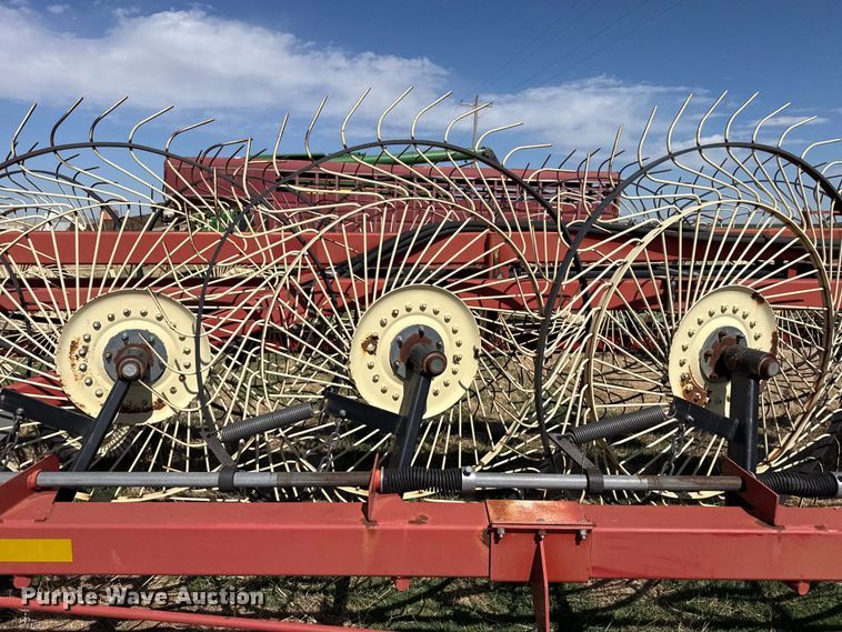 image for item DZ5206 H&S 14/16 WHL hay rake