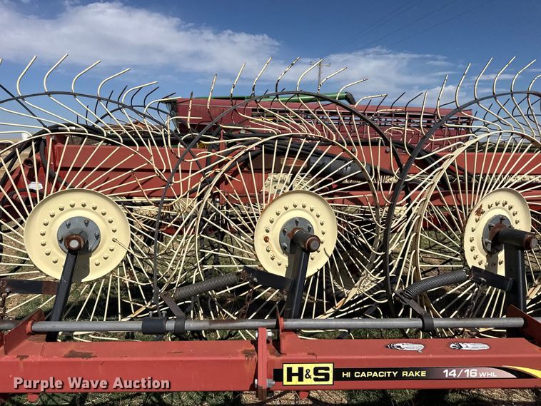 image for item DZ5206 H&S 14/16 WHL hay rake