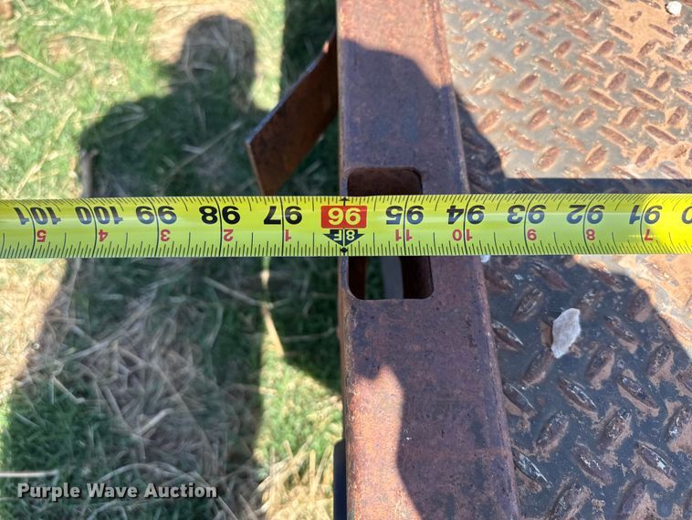 image for item DZ5207 Flatbed